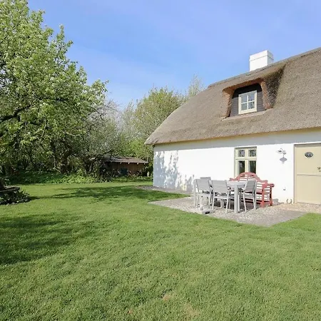 Achter De Diek Holiday home